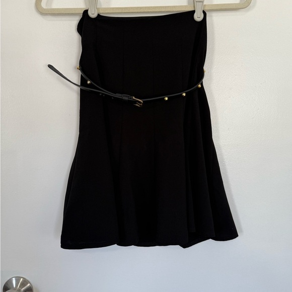 Black Skirt with Belt - Picture 1 of 4